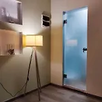 Luxury With King-sized Bed Апартаменты