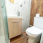 Luxury With King-sized Bed * Салоники