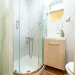 Апартаменты Luxury With King-sized Bed *